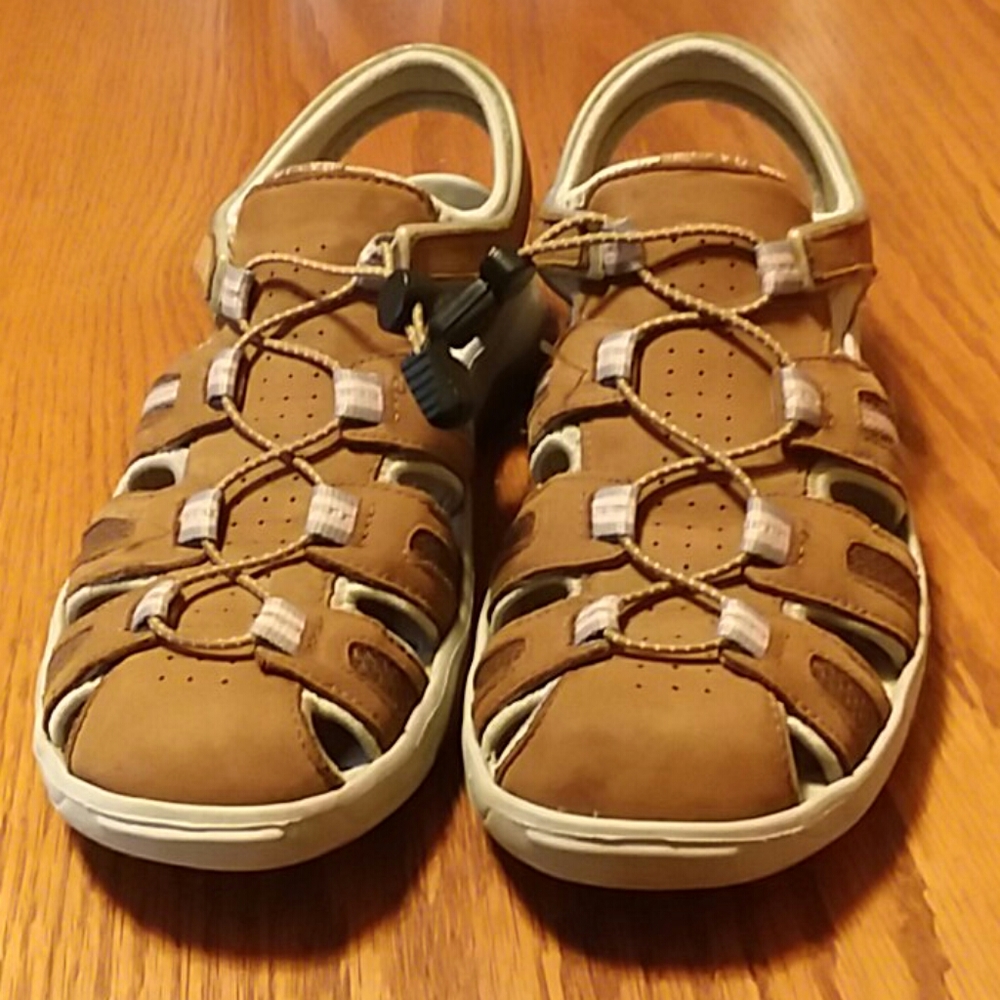 Privo sandles